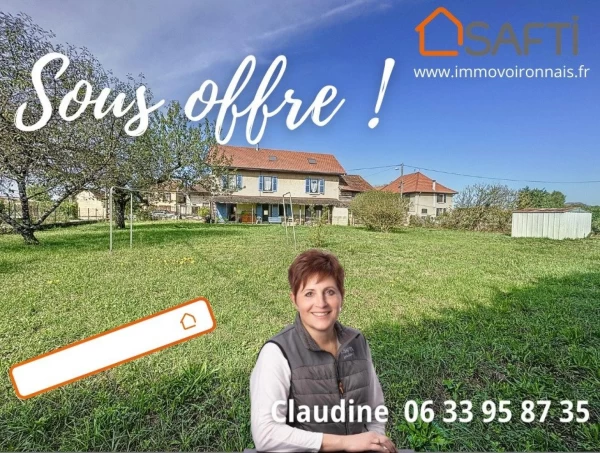 Maison en pisé, 4 chambres, entièrement rénovée avec combles aménageables.