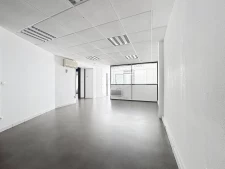 Centre ville de Voiron, murs commerciaux à vendre (sans fond...