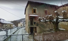 Au calme dans un hameau prisé