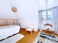 Villa de 185 m², 5 chambres, vie de plain-pied, piscine à dé...