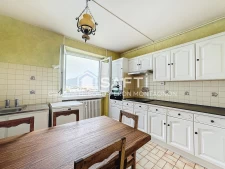 Appartement avec beaux volumes, 3 chambres, 2 SDB, double sé...