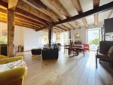 Maison en pierre de 150 m² avec grange de 100 m² au sol, au...