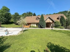 Auberge restaurant en pierre avec cuisine professionnelle, p...