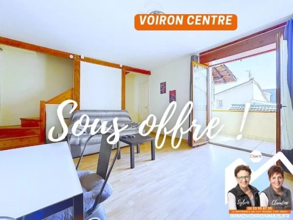 Voiron centre, duplex avec balcon sud à l'arrière de la rue...