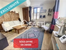 Maison de ville et de charme, vieux bourg de Coublevie, au calme