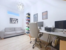 Duplex T4, entièrement rénové, avec terrasse au cœur de Voir...