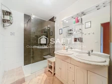 Rare, maison de ville sans vis à vis avec grande terrasse et...