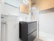 Appartement lumineux 4 pièces, 2 chambres, avec parking et c...