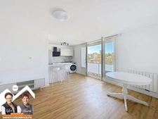 Voiron hypercentre – Appartement 2 chambres, refait à neuf e...