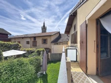 Maison de village au calme, plein centre bourg, avec jardin...