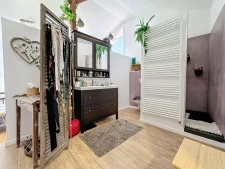 Rare, maison de ville au calme, plein centre, 3 chambres ave...