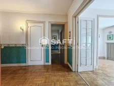 Appartement avec beaux volumes, 3 chambres, 2 SDB, double sé...