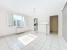 Appartement traversant 3 pièces, 45 m², lumineux