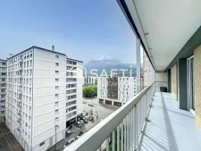 Appartement avec beaux volumes, 3 chambres, 2 SDB, double sé...