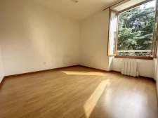 Appartement lumineux, 2 chambres, plein centre, au calme