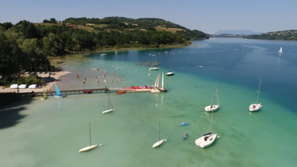 Les Villages autour du LAC DE PALADRU