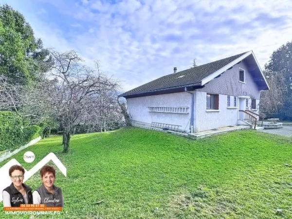 Maison familiale avec vue panoramique, calme et grand volume...