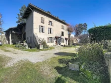 Propriété de caractère avec vue panoramique et fort potentie...