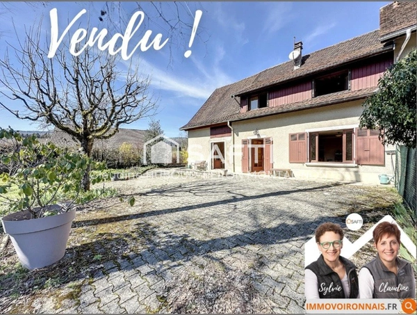 Maison de 128 m² dans un environnement paisible, proche de t...
