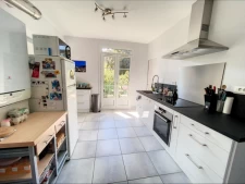 Appartement hyper-centre lumineux rénové avec goût, calme