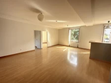 Appartement lumineux, 2 chambres, plein centre, au calme