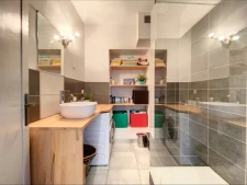 Appartement hyper-centre lumineux rénové avec goût, calme