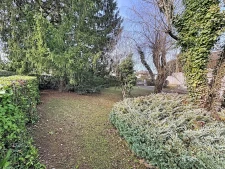 Terrain constructible non viabilisé, sur les hauteurs avec v...