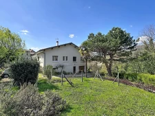 Au calme, maison individuelle avec grand terrain et vue déga...