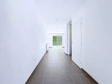 Rare à Voiron, T2 de plain-pied avec jardin et parking dans...