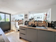 Rare, maison de ville au calme, plein centre, 3 chambres ave...