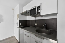 SECRETAN - PARIS 19 7