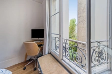 PARIS 19 - SECRETAN 8