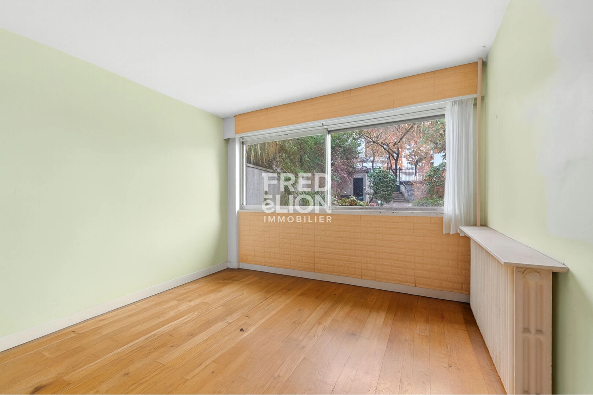 PARIS 19 - BELLEVILLE - AMERIQUE - 64 m² - possibilité d'exercice libéral 2