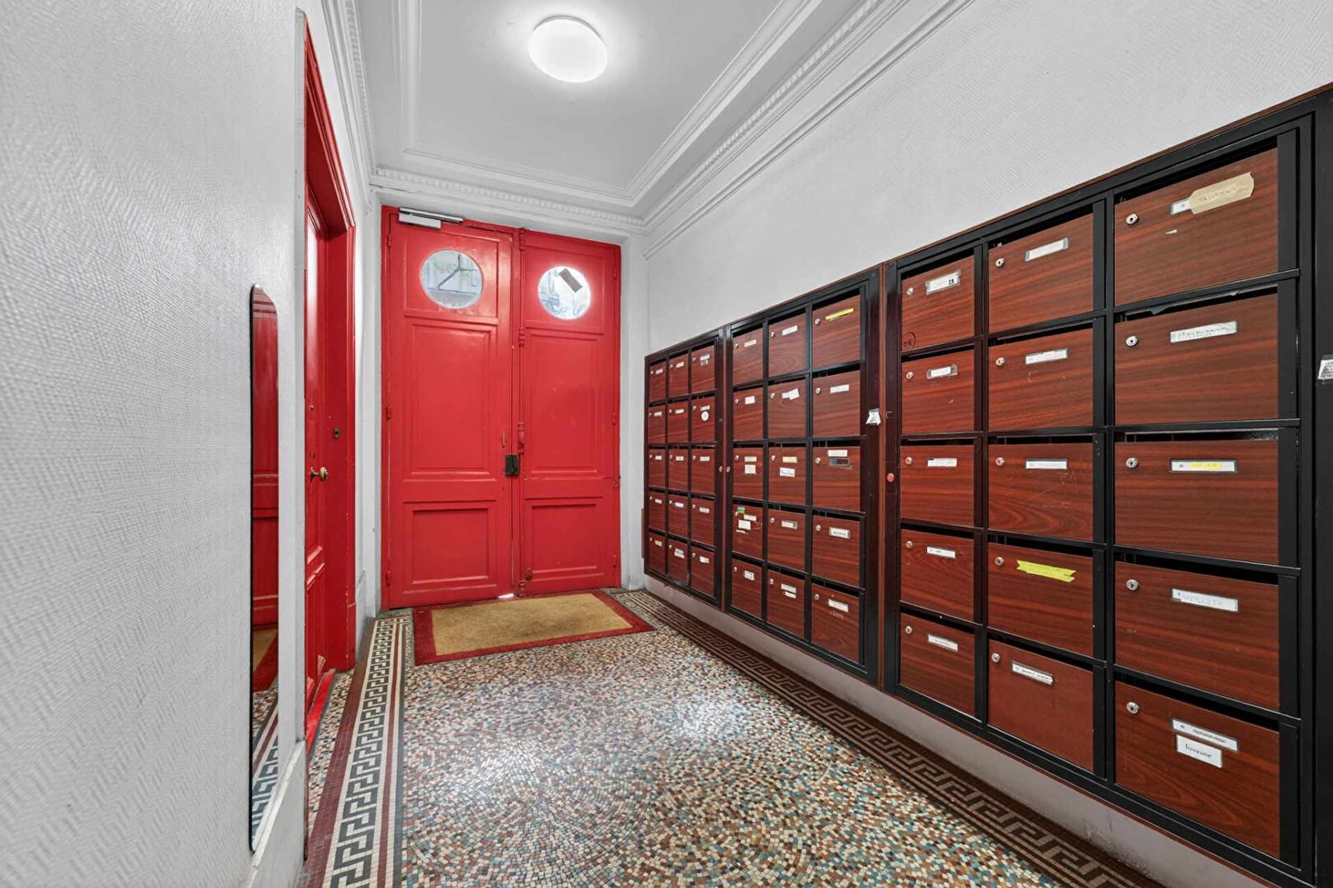 MANIN / JAURÈS- PARIS 19 7