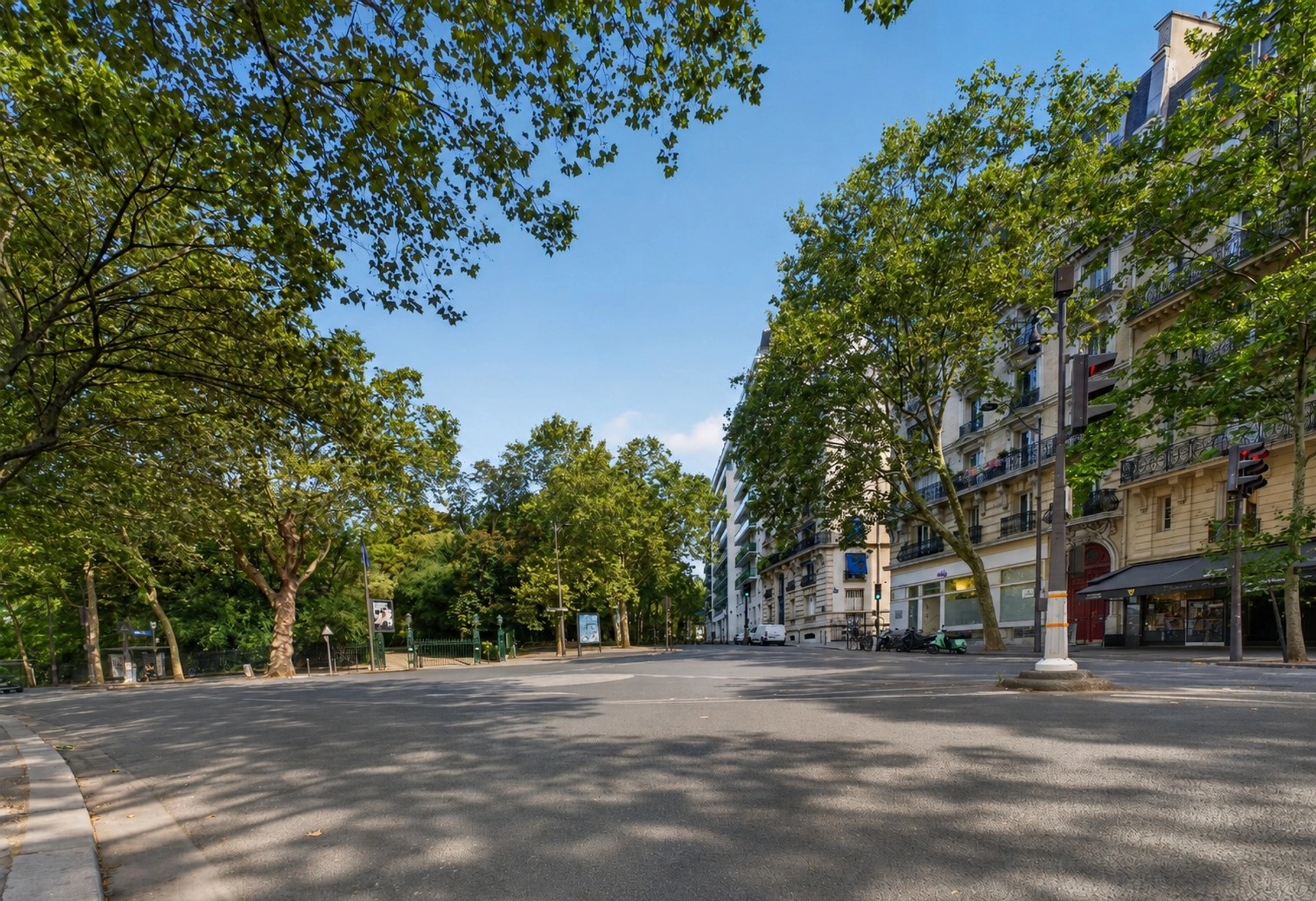 PARIS 19 - BUTTES CHAUMONT 14