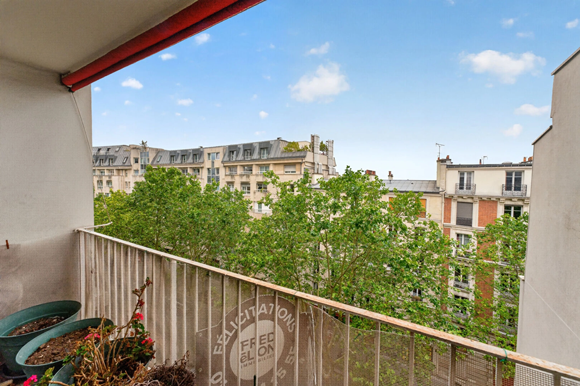 PARIS 19 - PYRÉRÉENS 4