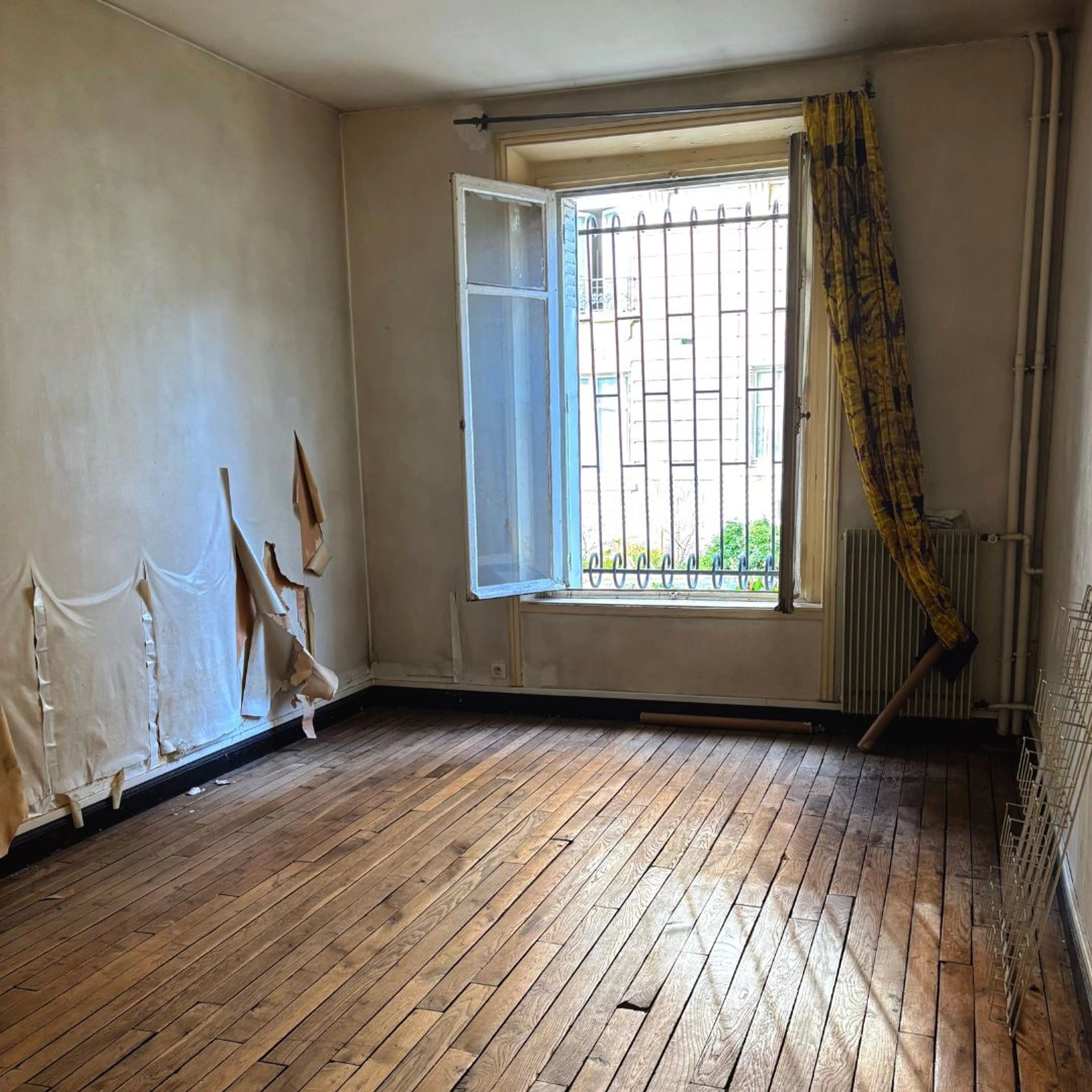 PARIS 19 - BUTTES CHAUMONT 1