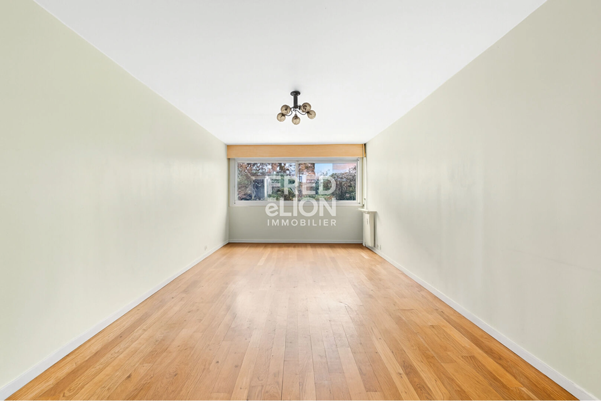 PARIS 19 - BELLEVILLE - AMERIQUE - 64 m² - possibilité d'exercice libéral 1