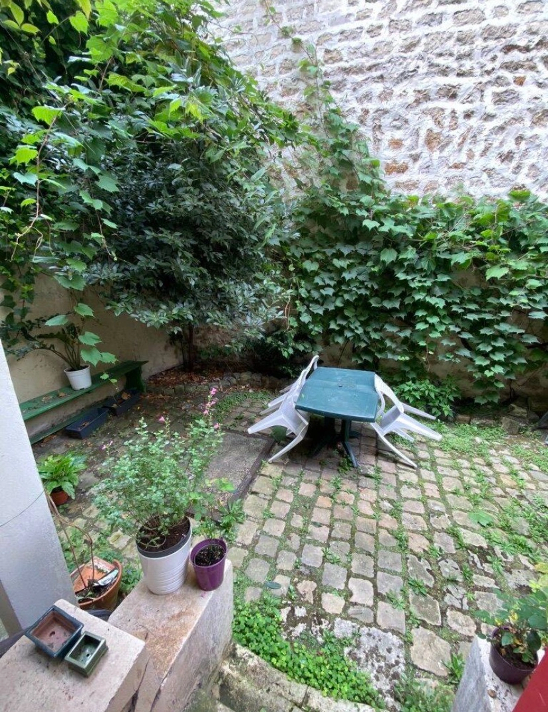 BELLEVILLE - PARIS 19 8
