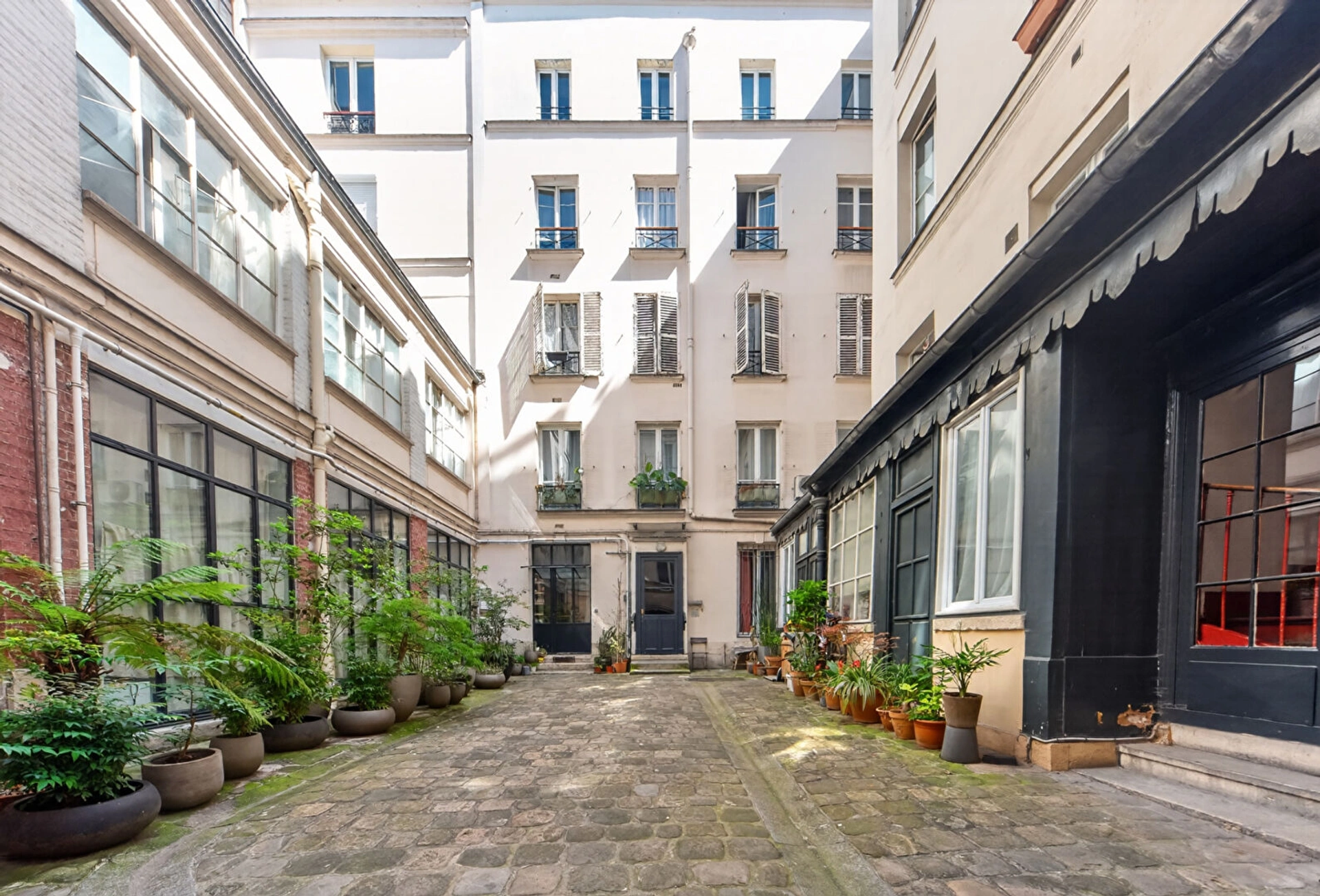 PARIS 10 - FAUBOURG-POISSONNIÈRE 1