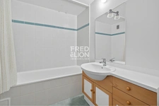 PARIS 19 - BELLEVILLE - AMERIQUE - 64 m² - possibilité d'exercice libéral 6