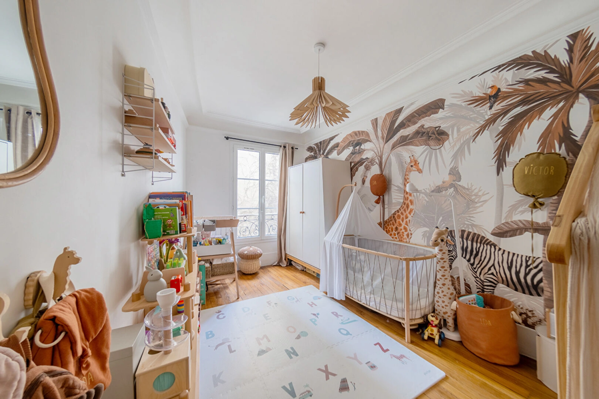 PARIS 19 - SECRETAN 5