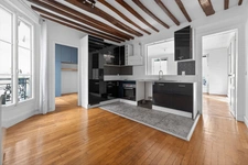 PARIS 2 - BONNE-NOUVELLE 5