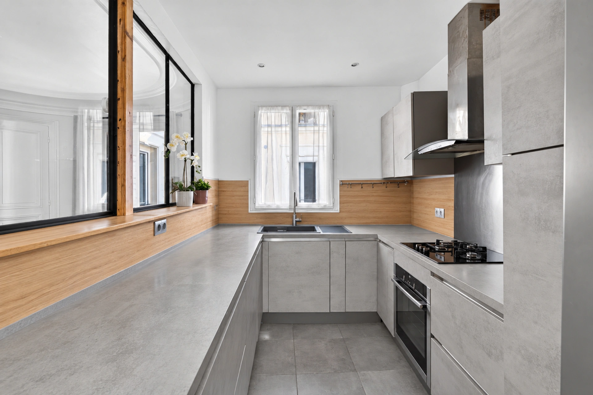 Appartement Paris 2 ème 4 pièce(s) 94 m2 7