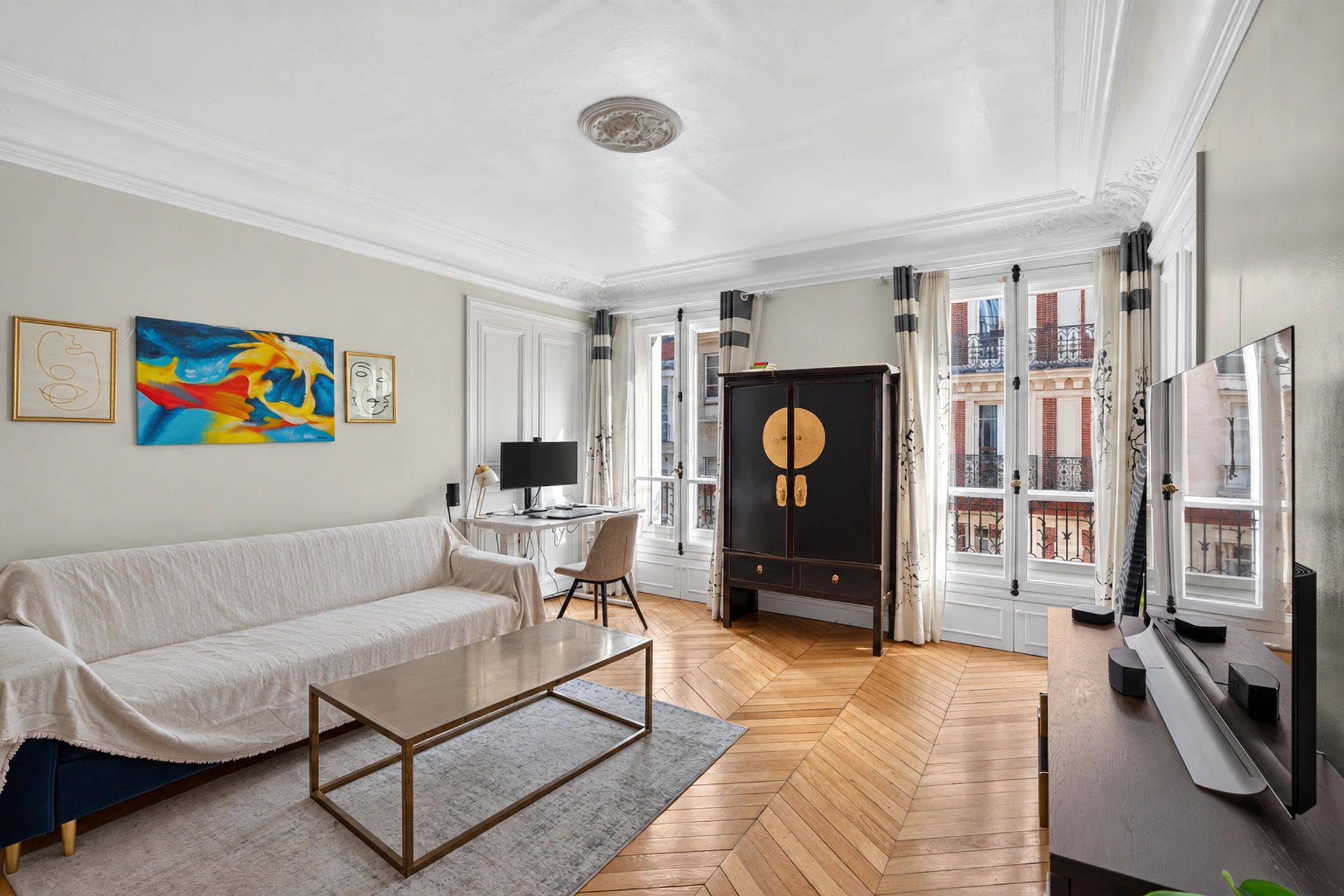 Appartement Paris 2 ème 4 pièce(s) 94 m2 1