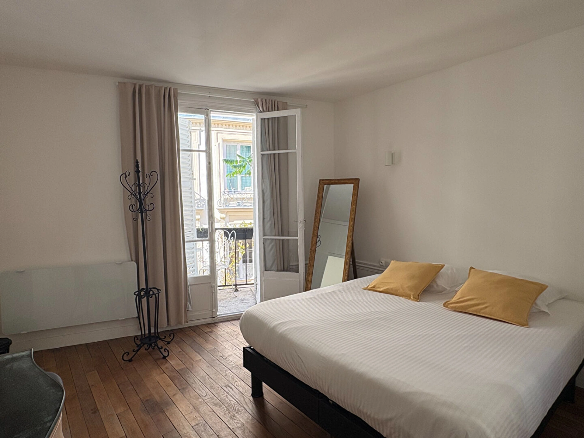 PARIS 2 ème - SENTIER/BONNE NOUVELLE- 6 PIÈCES-TERRASSE 5
