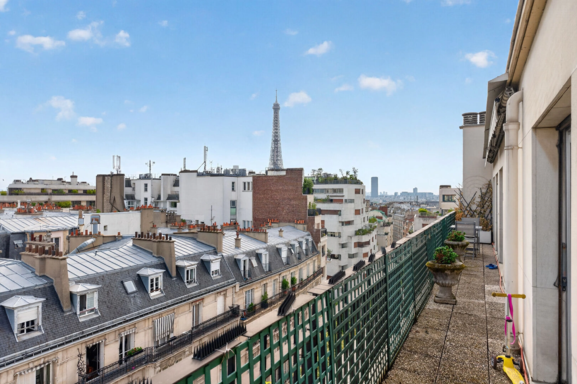 Appartement Paris  16 ème /6 pièce(s) /Dernier étage terrasse 1