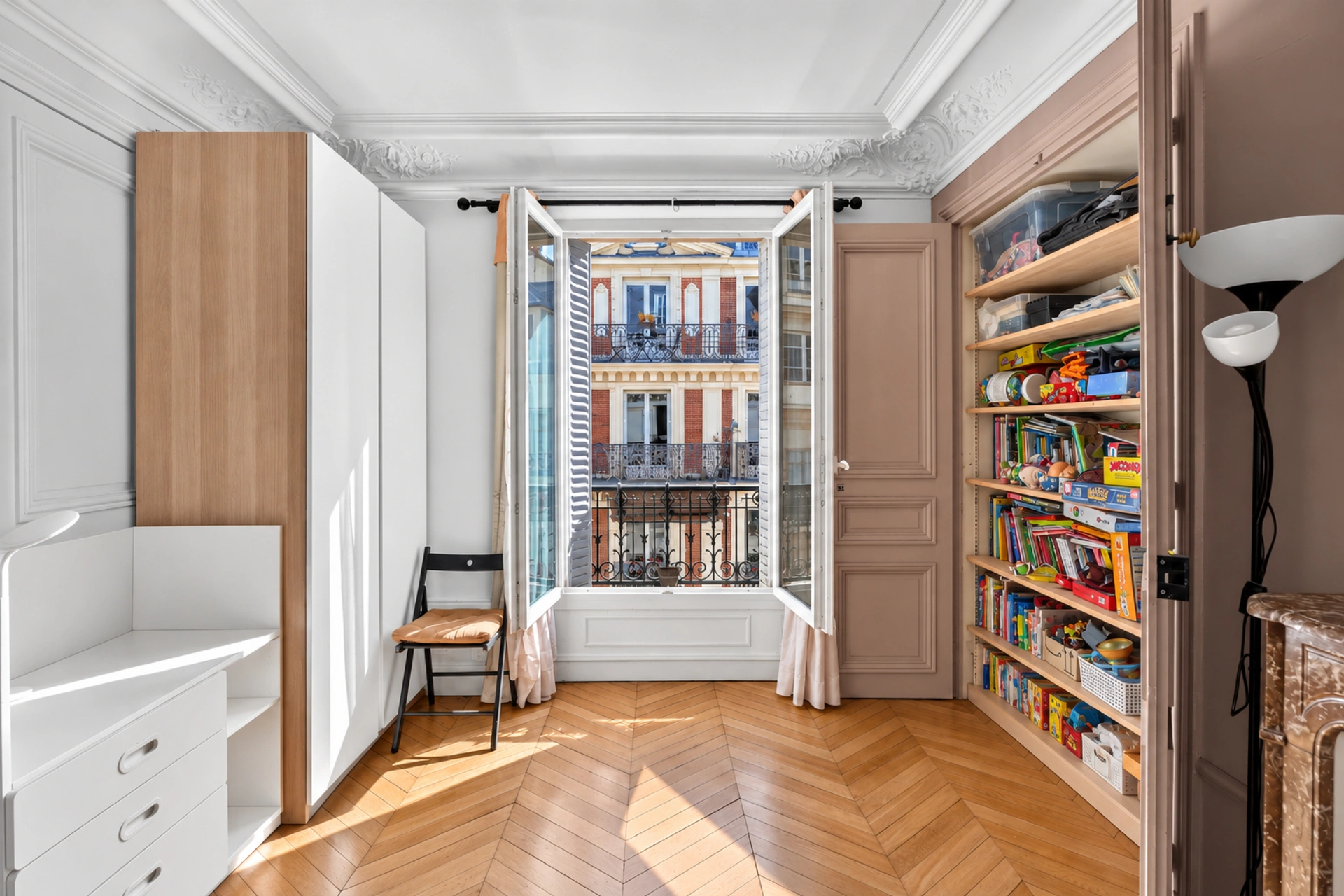 Appartement Paris 2 ème 4 pièce(s) 94 m2 6