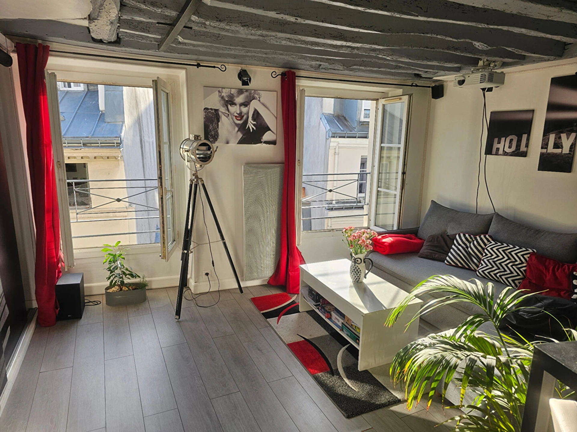 Appartement Paris 1 pièce(s) 27 m2 1