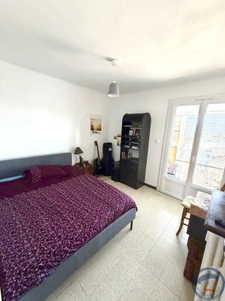 Appartement T3 ou T4 à rénover